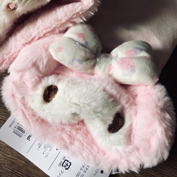 MY MELODY-RARE, Imported (NWT) Women’s Soft Mittens - Picture 7 of 11